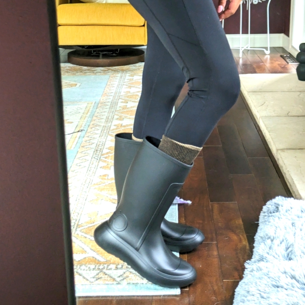 Unisex Ferragamo Gancini luxury Rain Boots in black